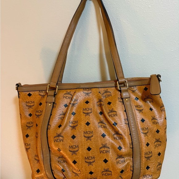MCM Cognac Visetos Tote Bag - Picture 4 of 16